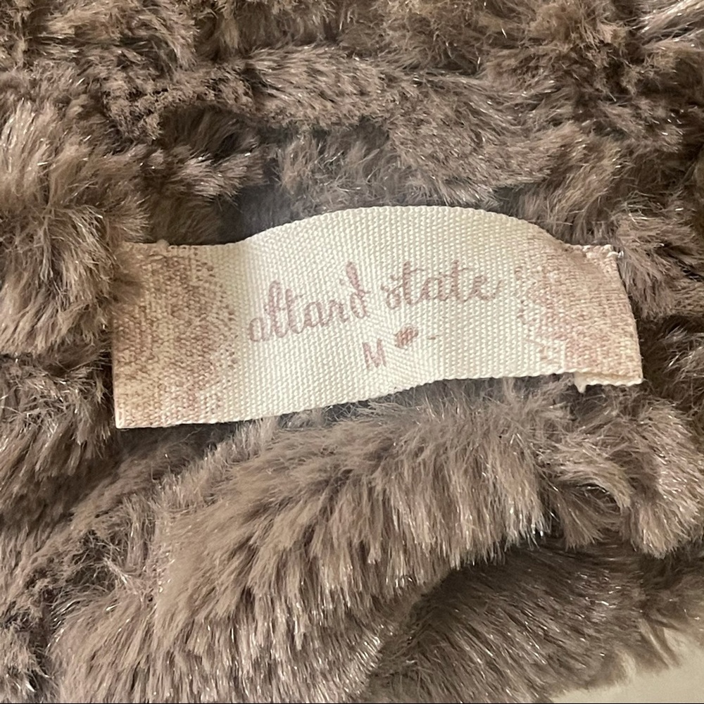 Altar'd State Sleevless Long Vest - Picture 9 of 11
